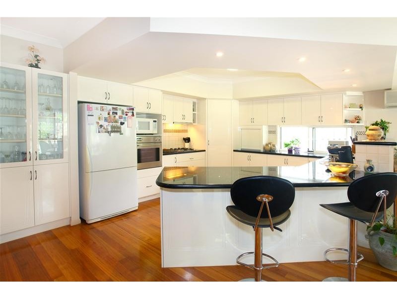 11 Mornington Terrace, Robina QLD 4226