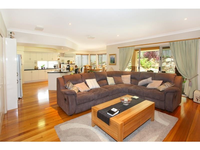 11 Mornington Terrace, Robina QLD 4226