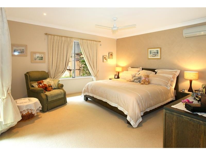 11 Mornington Terrace, Robina QLD 4226