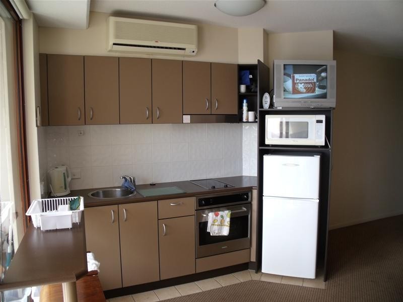 403/42 Surf Parade, Broadbeach QLD 4218
