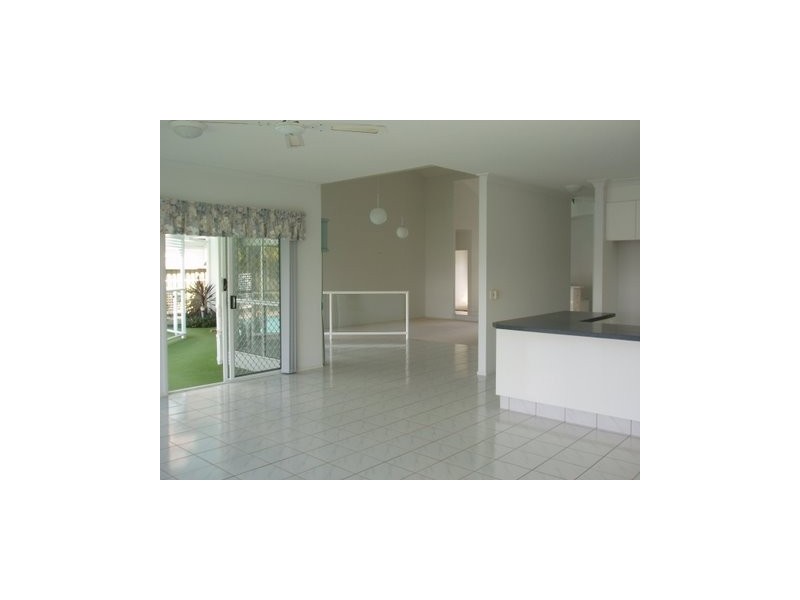 112 Port Jackson Boulevard, Clear Island Waters QLD 4226