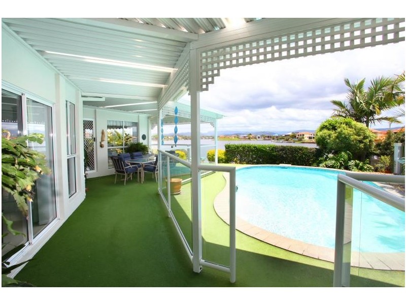 112 Port Jackson Boulevard, Clear Island Waters QLD 4226