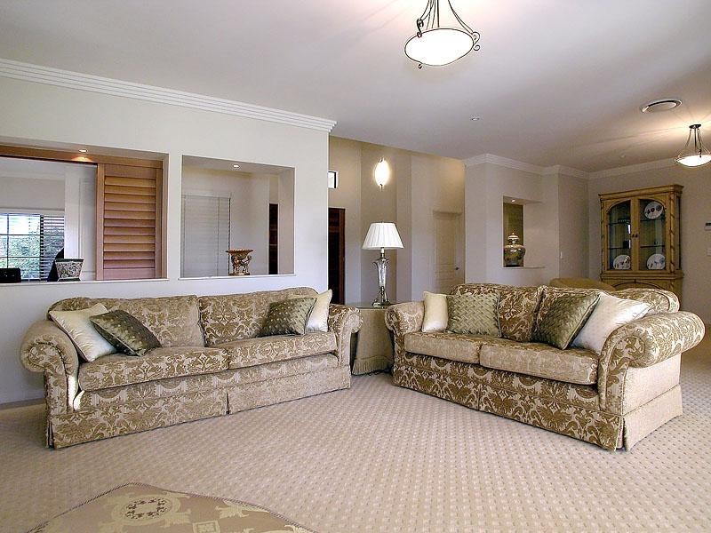 3 Ipsley Drive, Broadbeach Waters QLD 4218