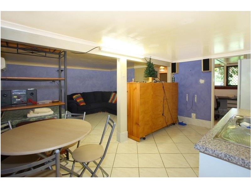 24 Key West, Broadbeach Waters QLD 4218