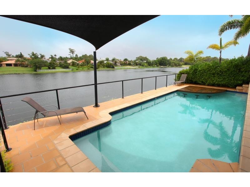 9 Malvern Place, Robina QLD 4226