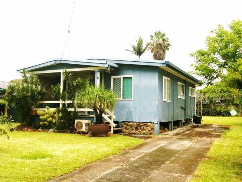 110 Whiting Street, Labrador QLD 4215