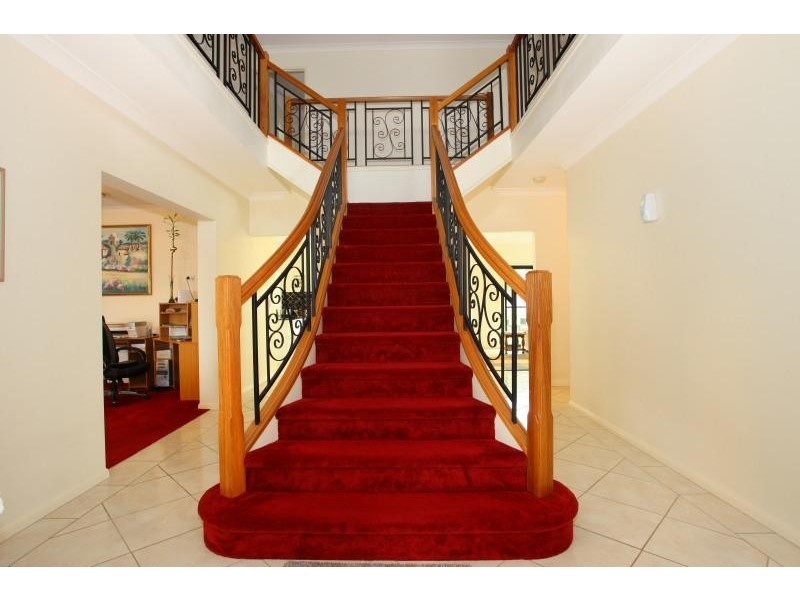 14 Waimea Drive, Varsity Lakes QLD 4227