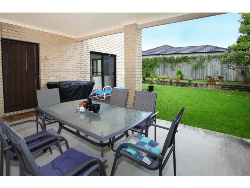 14 Waimea Drive, Varsity Lakes QLD 4227