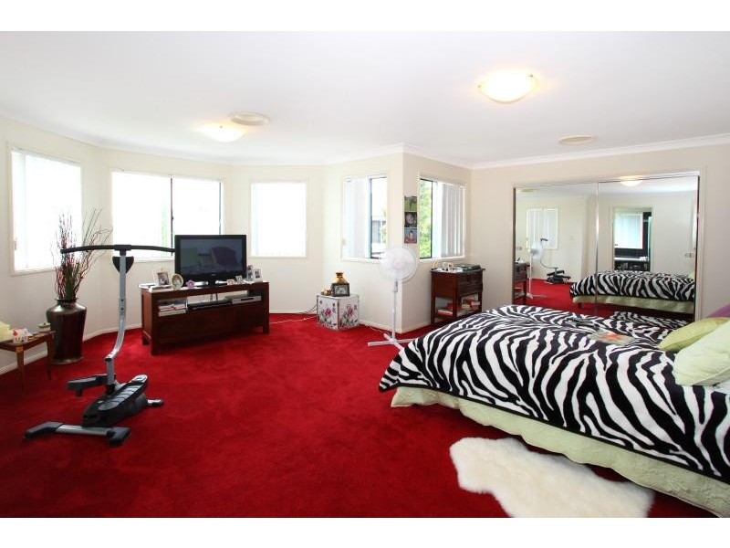 14 Waimea Drive, Varsity Lakes QLD 4227