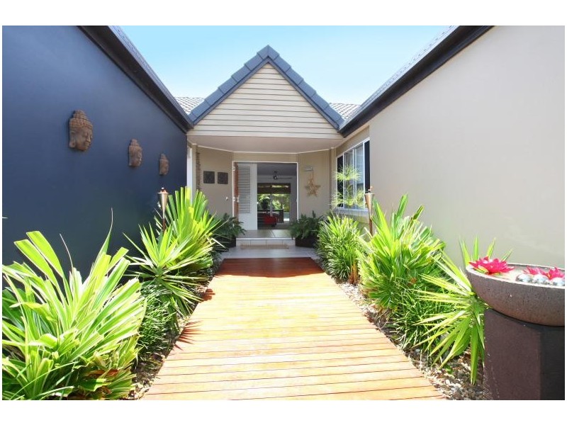 10 Vaucluse Place, Robina QLD 4226