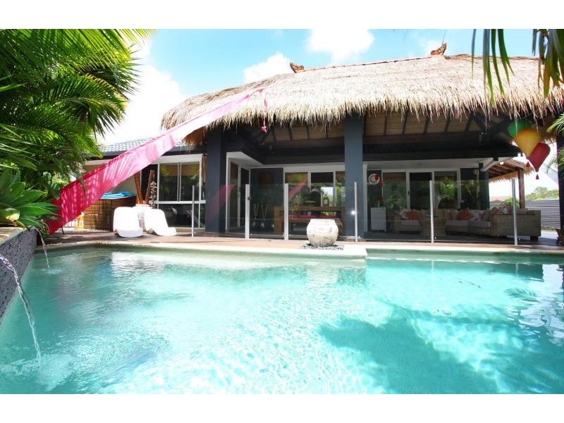 10 Vaucluse Place, Robina QLD 4226