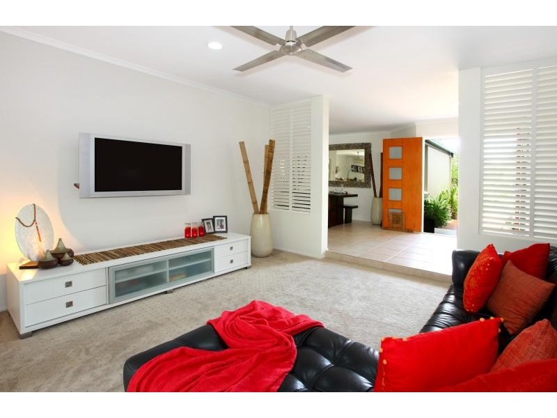 10 Vaucluse Place, Robina QLD 4226