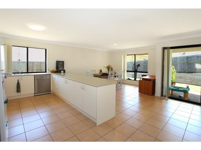 6 Currawong Crescent, Upper Coomera QLD 4209