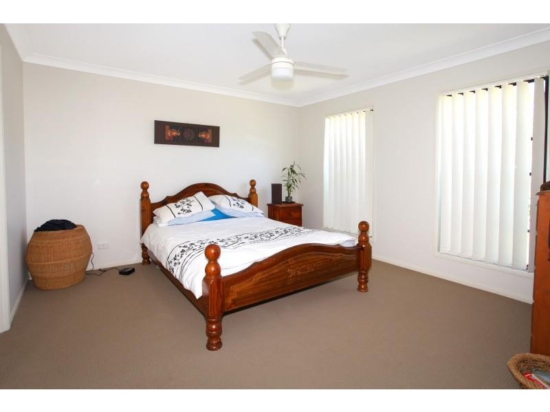 6 Currawong Crescent, Upper Coomera QLD 4209