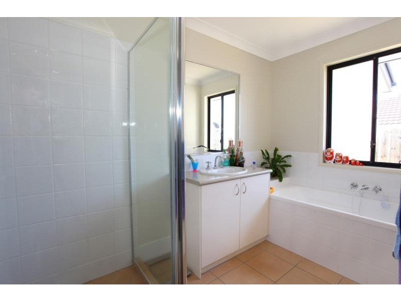 6 Currawong Crescent, Upper Coomera QLD 4209