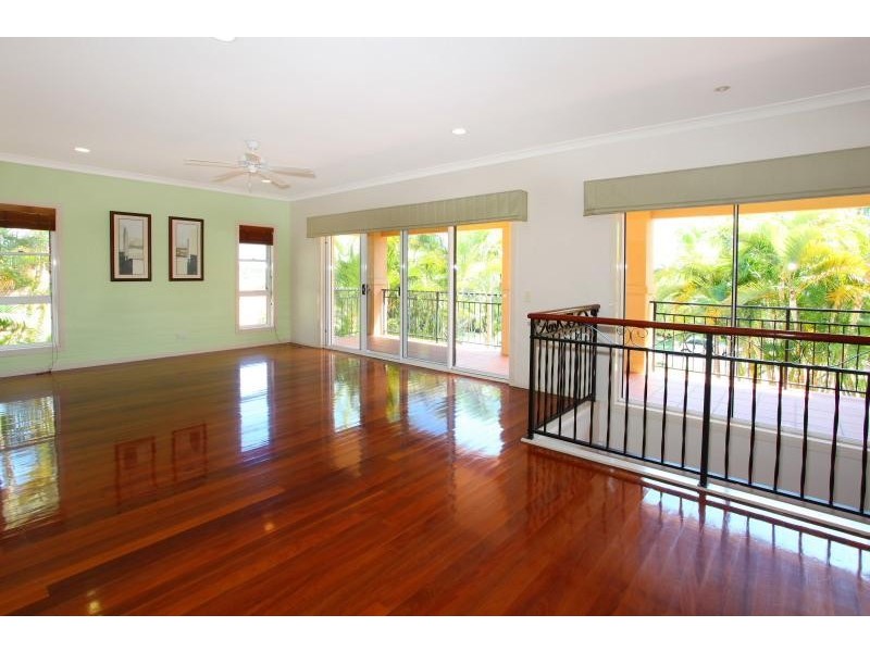 9 Edithvale Court, Robina QLD 4226