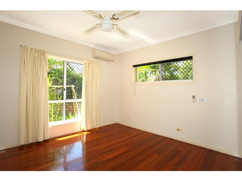 9 Edithvale Court, Robina QLD 4226