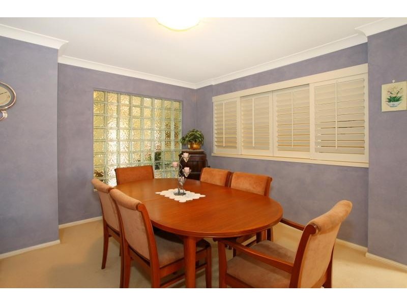 225 Markeri Street, Mermaid Waters QLD 4218