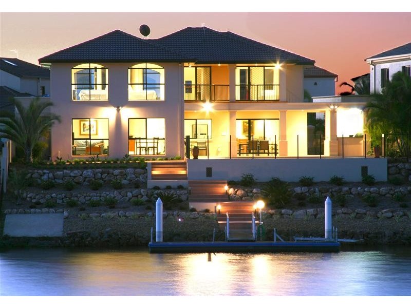 28 Clear Water Bay Avenue, Clear Island Waters QLD 4226