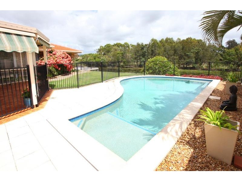 13 Vaucluse Place, Robina QLD 4226