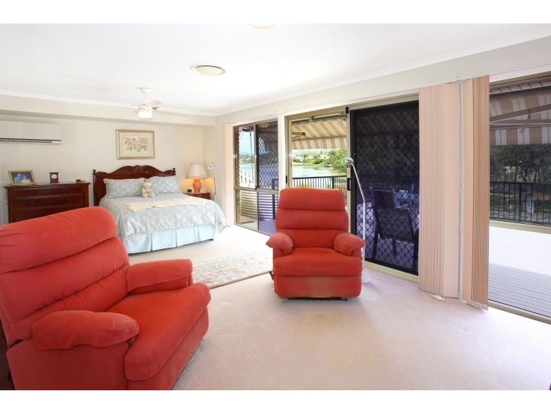 13 Vaucluse Place, Robina QLD 4226