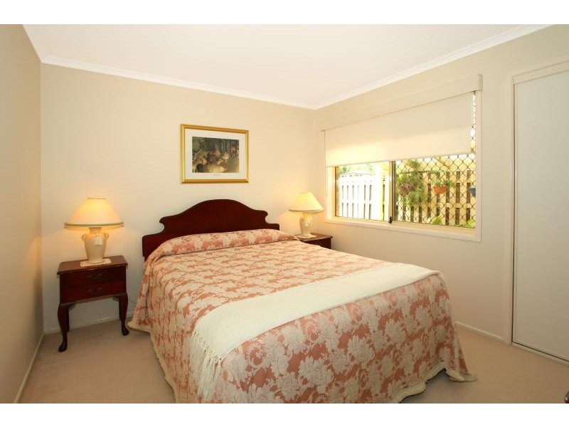 13 Vaucluse Place, Robina QLD 4226