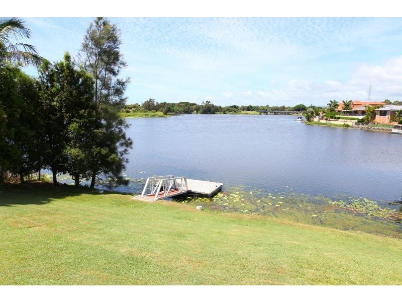 184 Port Jackson Boulevard, Clear Island Waters QLD 4226