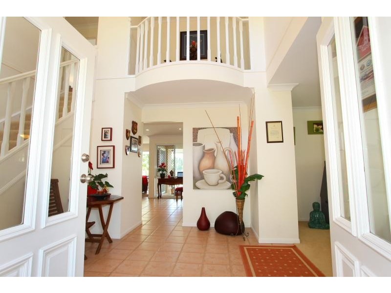 184 Port Jackson Boulevard, Clear Island Waters QLD 4226
