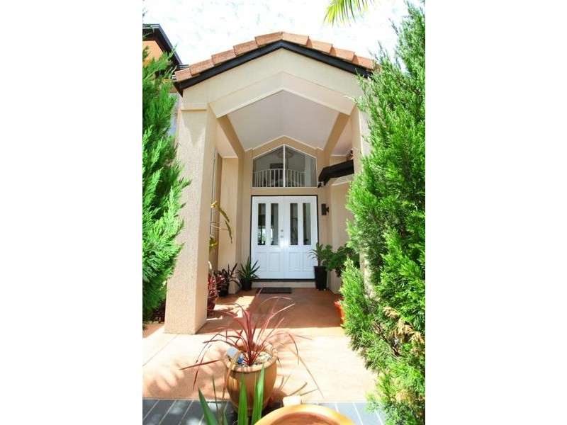 184 Port Jackson Boulevard, Clear Island Waters QLD 4226