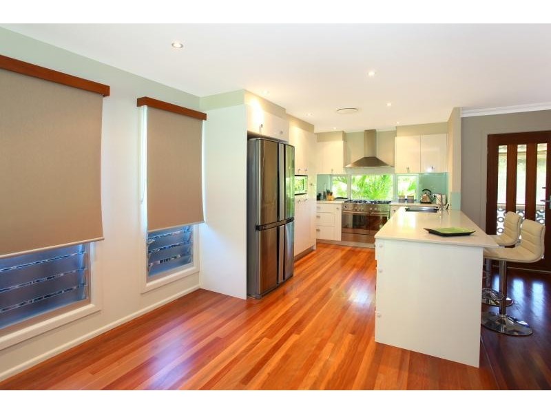11 Tawarri Crescent, Burleigh Heads QLD 4220