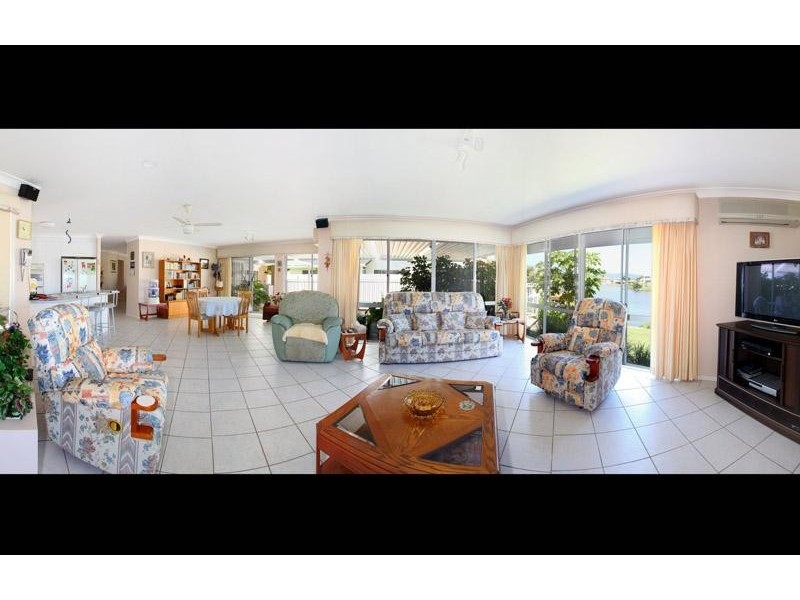 5 Key Biscayne, Clear Island Waters QLD 4226