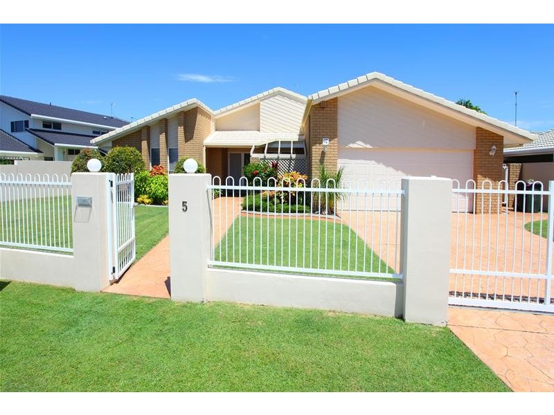 5 Key Biscayne, Clear Island Waters QLD 4226