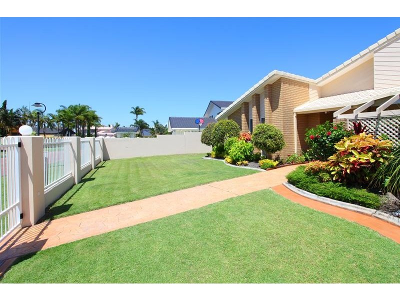 5 Key Biscayne, Clear Island Waters QLD 4226
