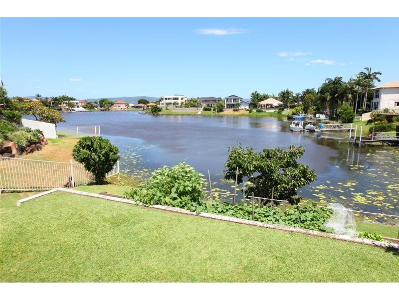 5 Key Biscayne, Clear Island Waters QLD 4226