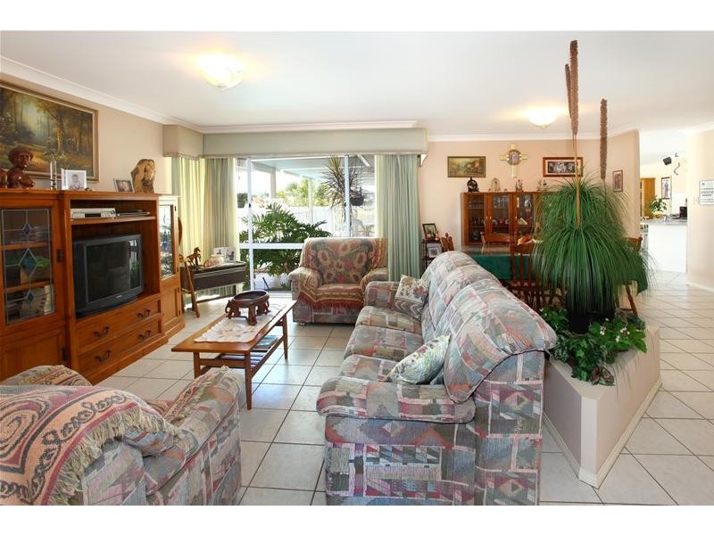 5 Key Biscayne, Clear Island Waters QLD 4226