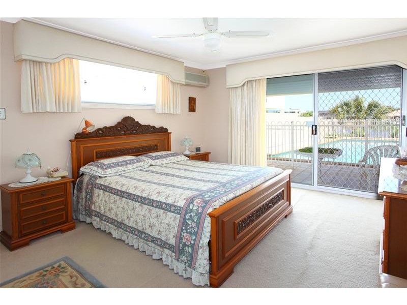 5 Key Biscayne, Clear Island Waters QLD 4226