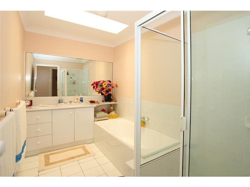 5 Key Biscayne, Clear Island Waters QLD 4226