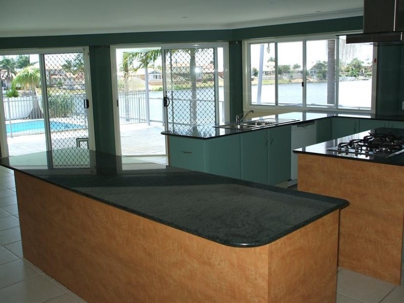 59 Montevideo, Clear Island Waters QLD 4226