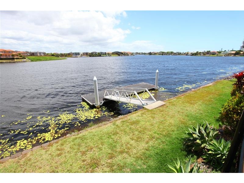 48 Port Jackson Boulevard, Clear Island Waters QLD 4226