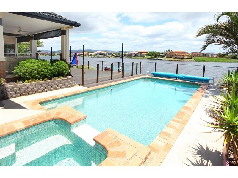 48 Port Jackson Boulevard, Clear Island Waters QLD 4226