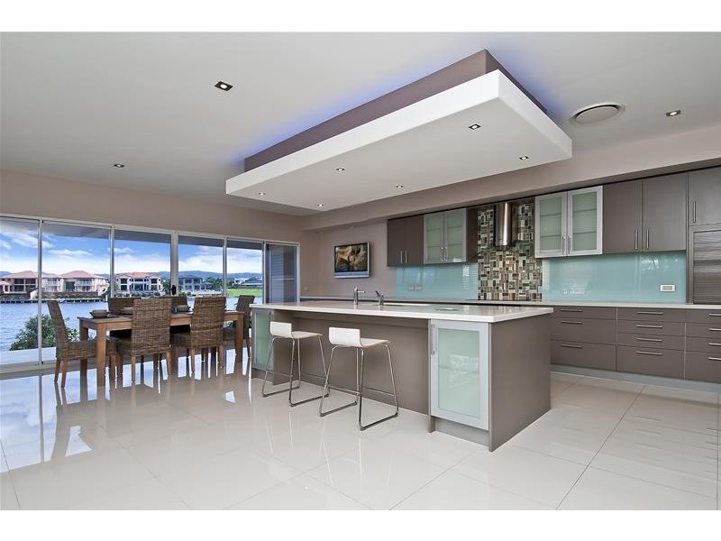 114 Port Jackson Boulevard, Clear Island Waters QLD 4226