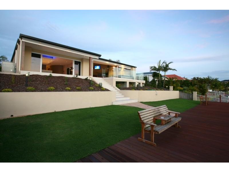 114 Port Jackson Boulevard, Clear Island Waters QLD 4226