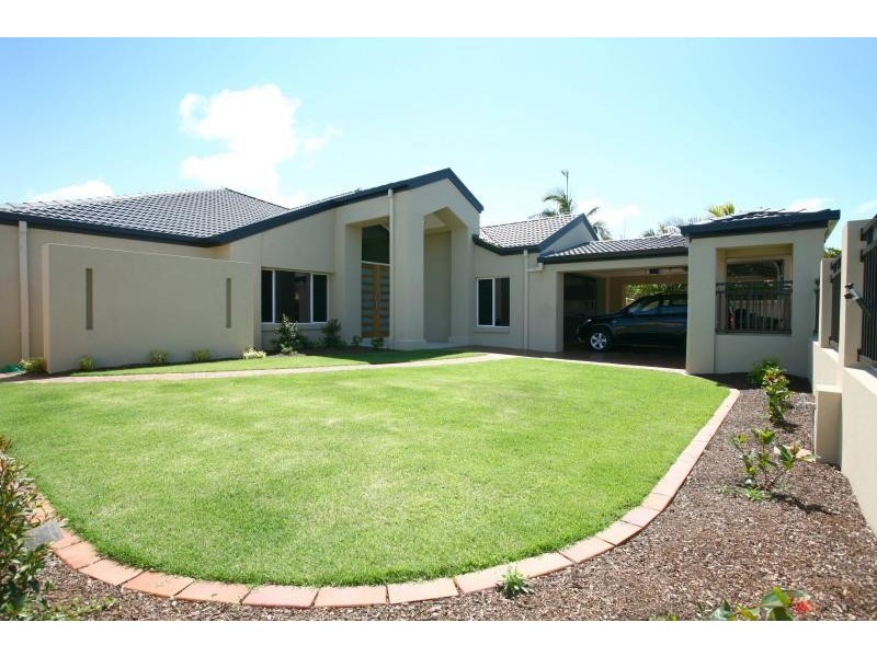 114 Port Jackson Boulevard, Clear Island Waters QLD 4226