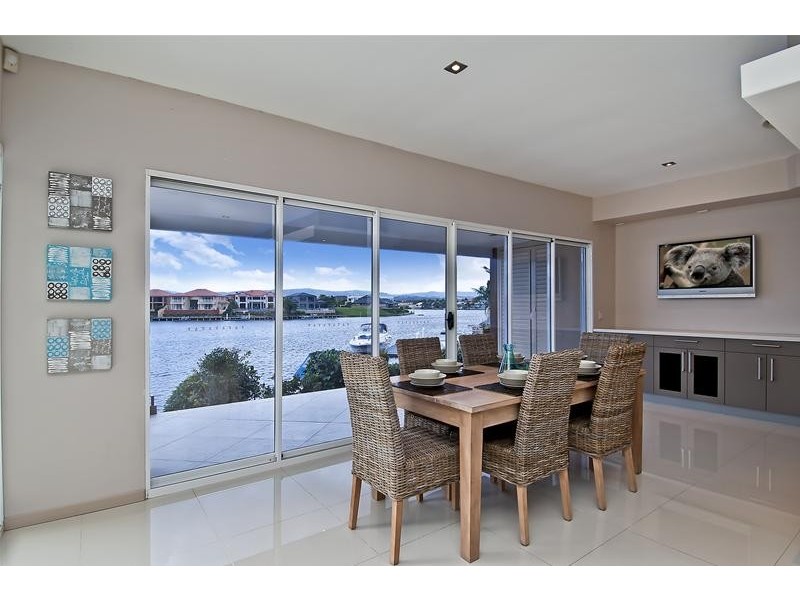 114 Port Jackson Boulevard, Clear Island Waters QLD 4226