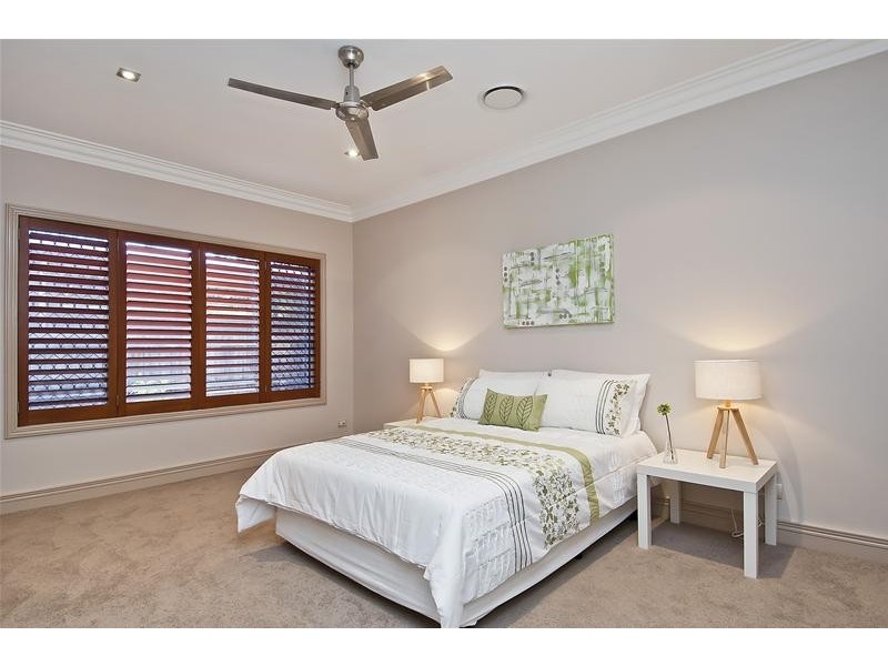 114 Port Jackson Boulevard, Clear Island Waters QLD 4226