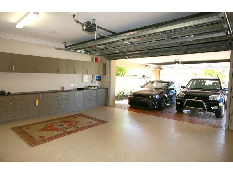 114 Port Jackson Boulevard, Clear Island Waters QLD 4226
