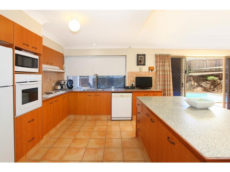 41 Huntingdale Crescent, Robina QLD 4226