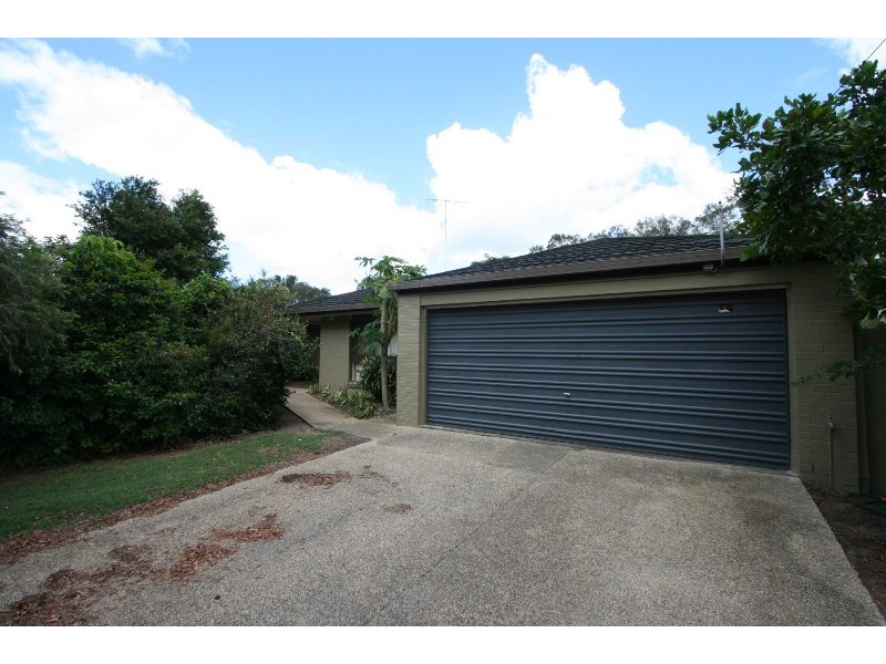 47 Fairway Drive, Clear Island Waters QLD 4226