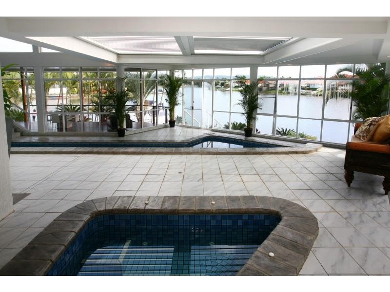 18 Tortuga Place, Clear Island Waters QLD 4226