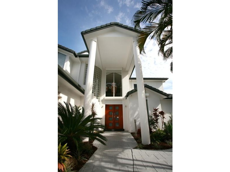 18 Tortuga Place, Clear Island Waters QLD 4226